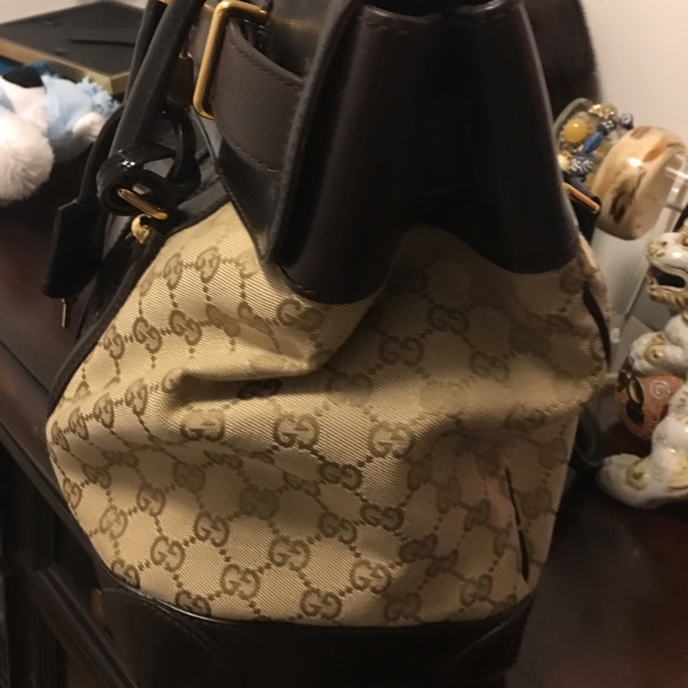 Authentic Gucci Bag - Picture 6 of 8
